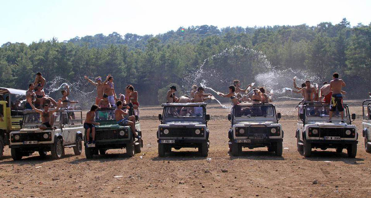 jeepsafari-1_Antalya_koprulukanyon_Gokcesu_camping_rafting